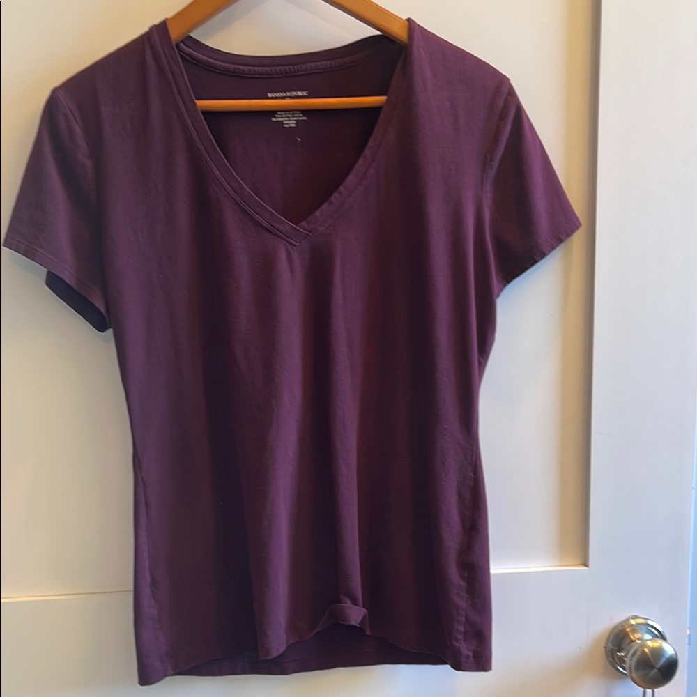 Banana Republic Green Fitted Short Sleeve T-Shirt Multiple Colors Available